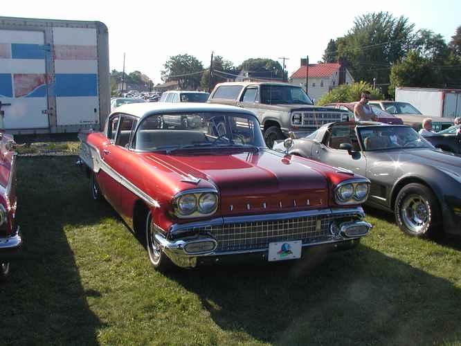 1958  Pontiac