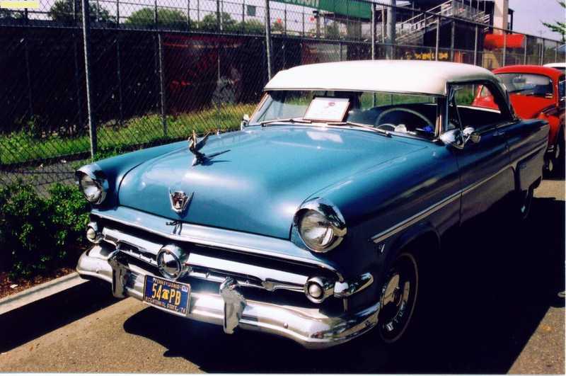 '54 Ford