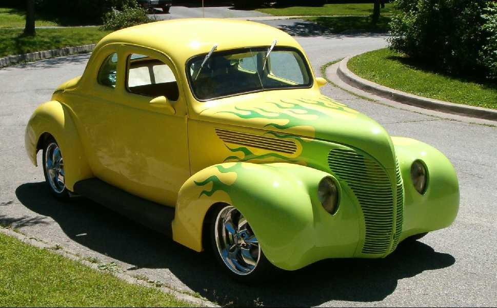 Ford Deluxe Coupe