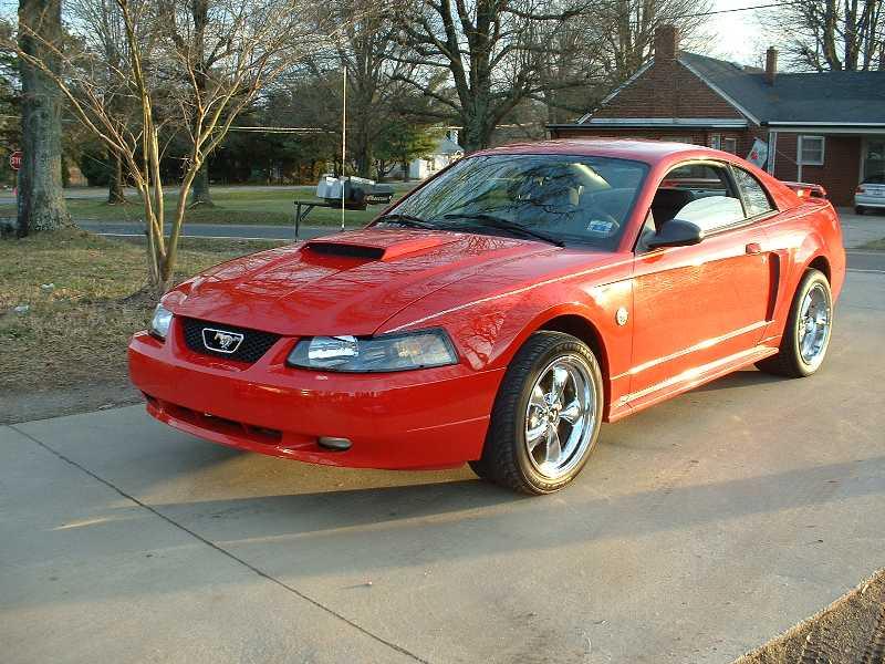 2004  Mustang